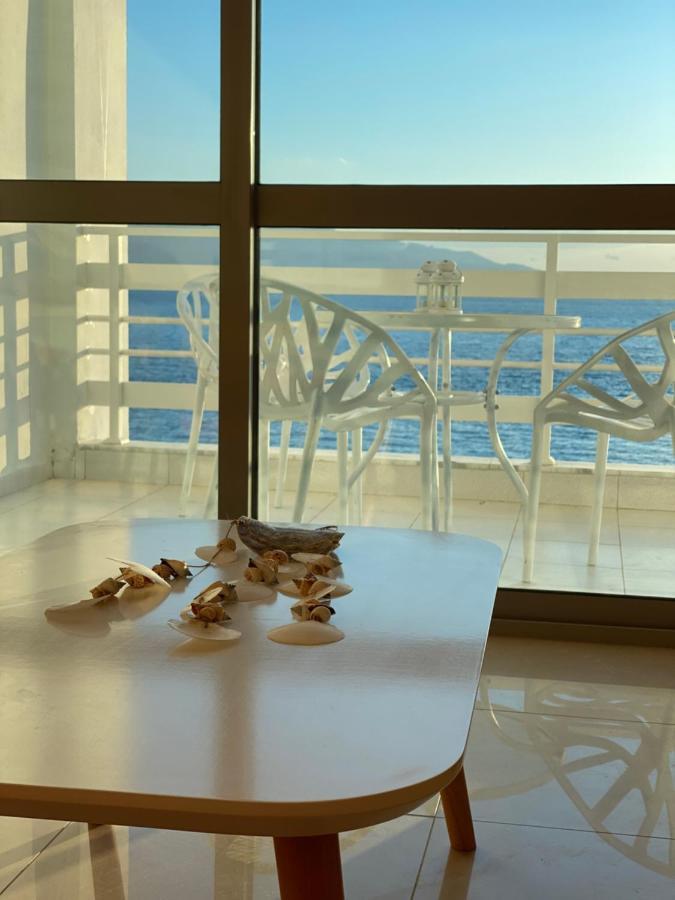 White Sea View Residence 2 Sarandë Eksteriør billede