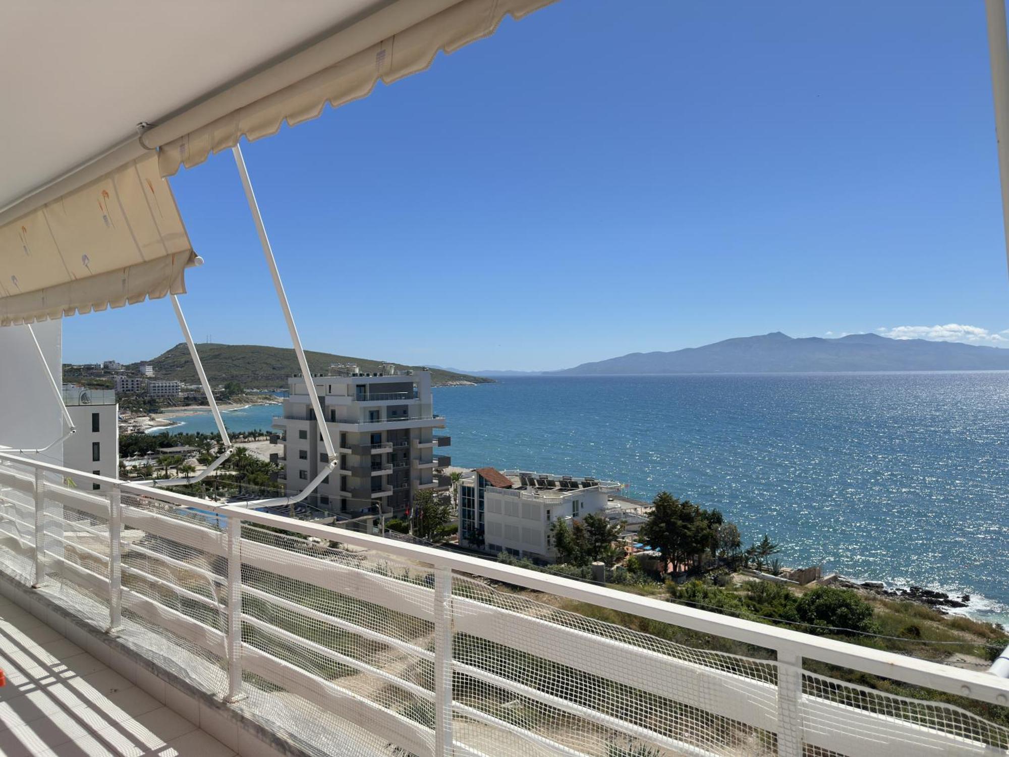 White Sea View Residence 2 Sarandë Eksteriør billede