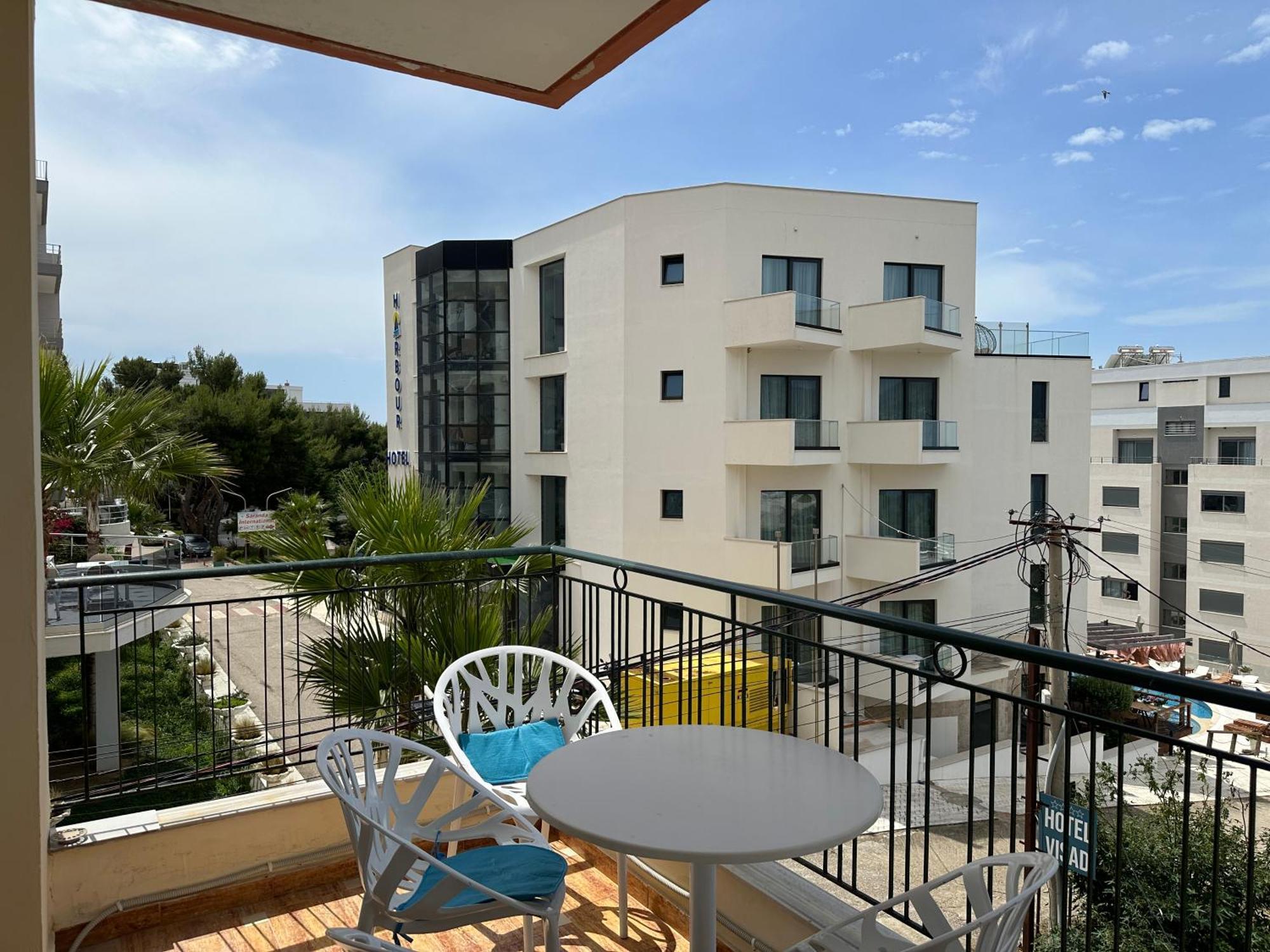 White Sea View Residence 2 Sarandë Eksteriør billede