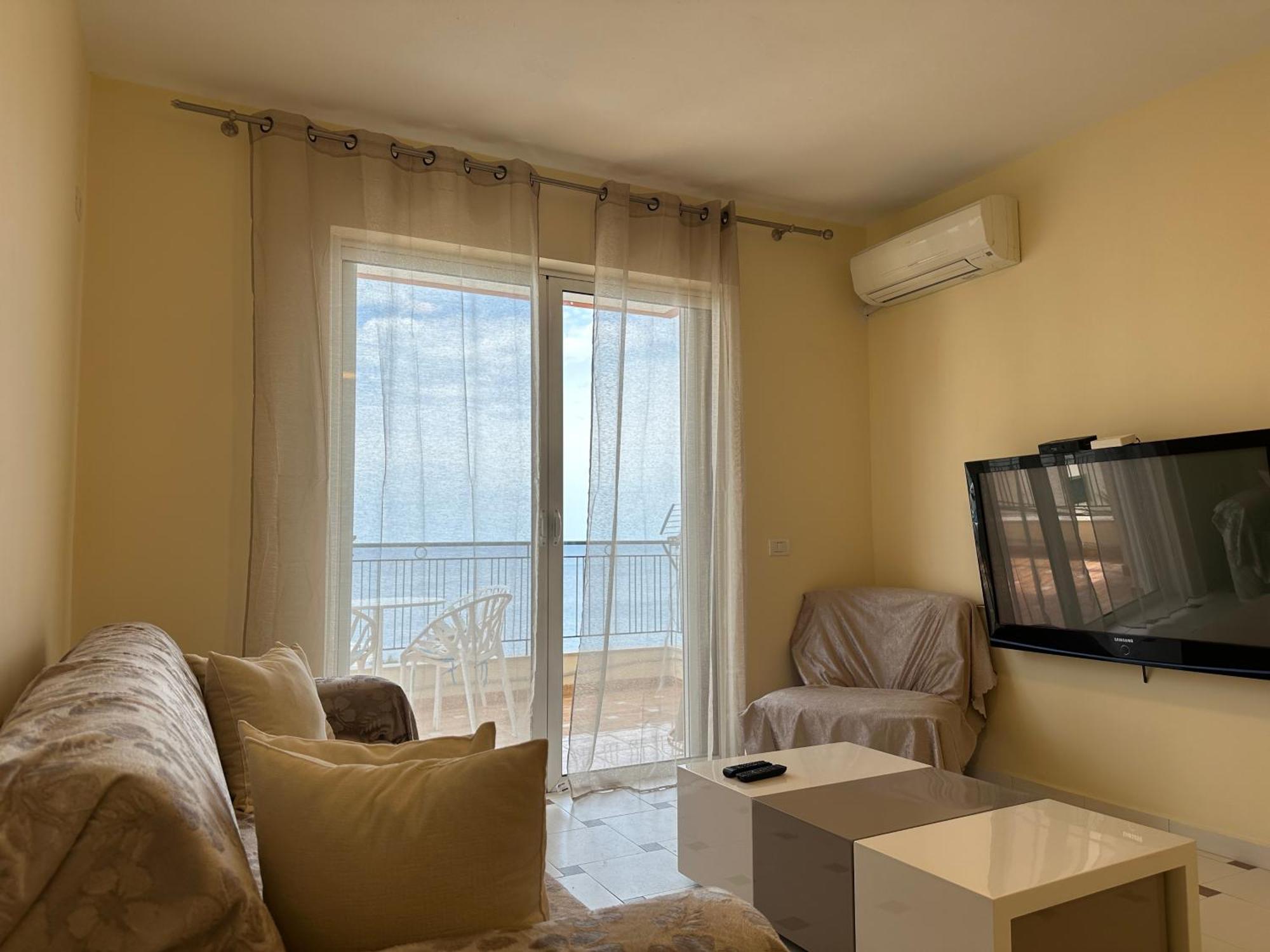 White Sea View Residence 2 Sarandë Eksteriør billede